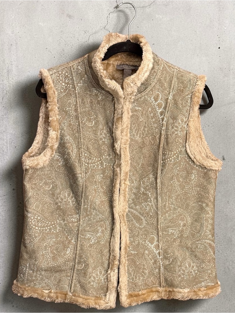 Kate Hill Paisley Faux Fur Vest Size Medium